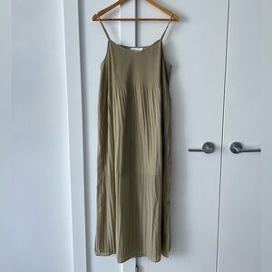 OAK + FORT | Pleated dress